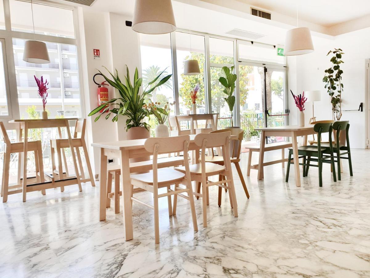 Hotel Blumen San Benedetto del Tronto Kültér fotó