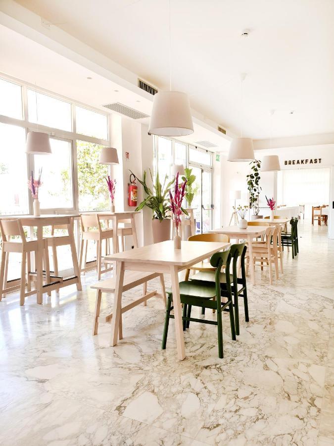 Hotel Blumen San Benedetto del Tronto Kültér fotó