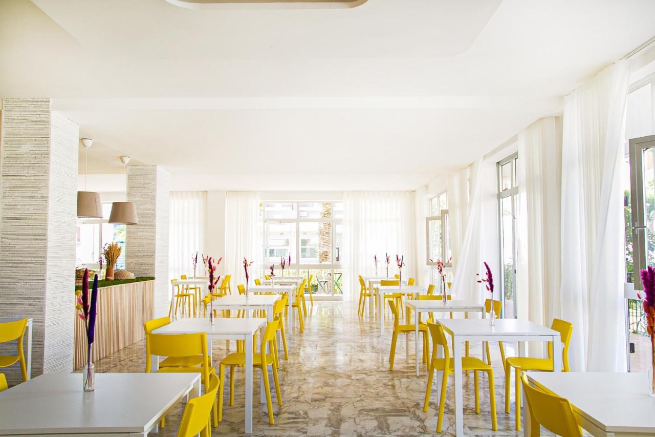 Hotel Blumen San Benedetto del Tronto Kültér fotó