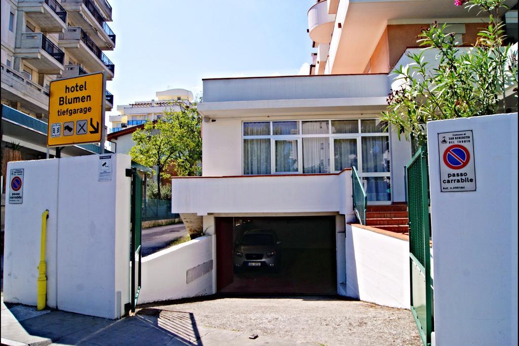 Hotel Blumen San Benedetto del Tronto Kültér fotó