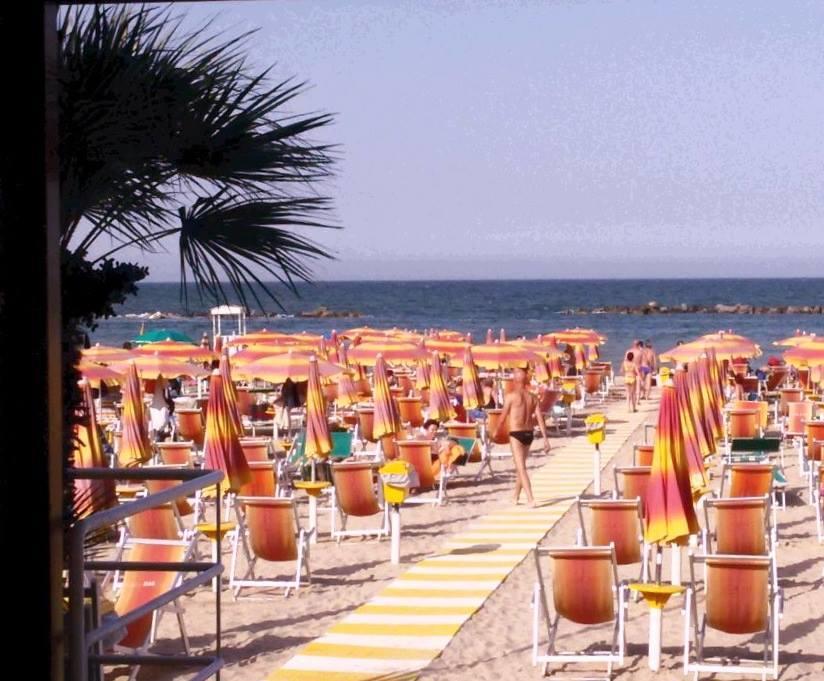 Hotel Blumen San Benedetto del Tronto Kültér fotó